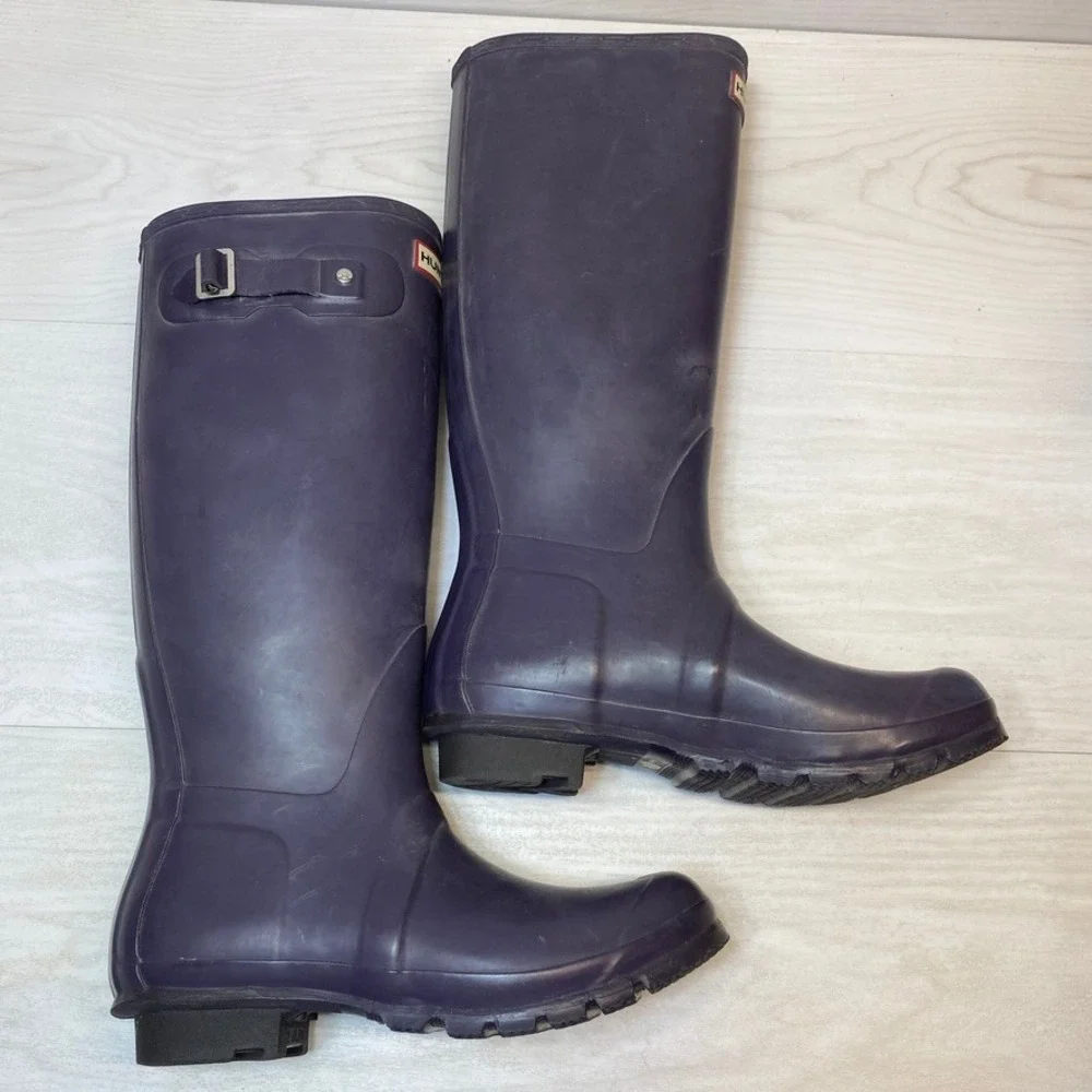 Hunter Womens 7 Original Tall Rain Boots Purple Rubber Waterproof Wellington